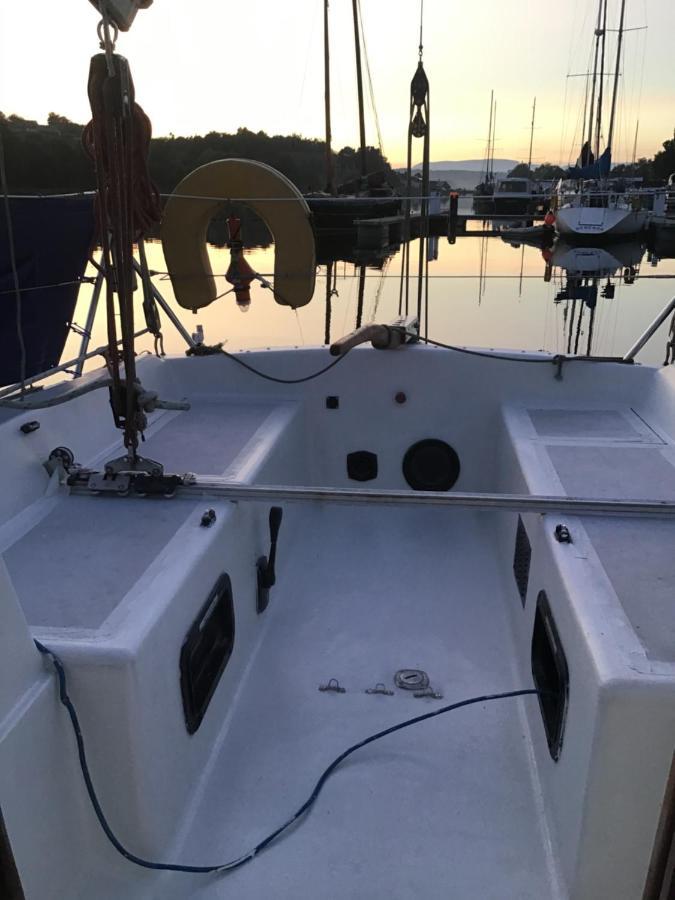 Yacht Highwayman Hotell South Kessock Eksteriør bilde